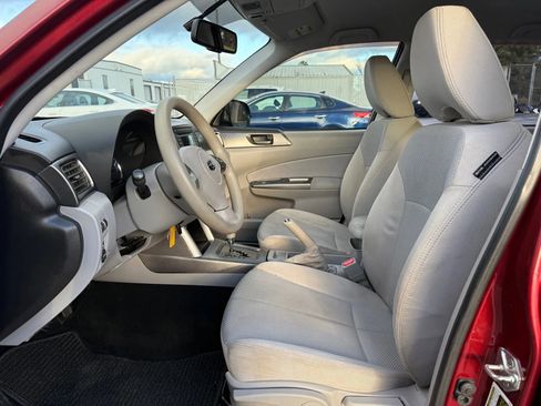 Used 2012 Subaru Forester 2.5X image 2