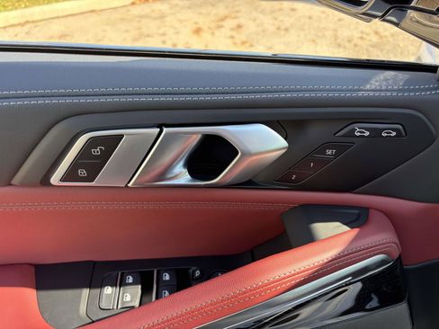 New 2026 BMW X6 xDrive40i w/ Premium Package image 12