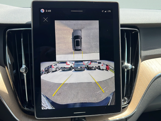 New 2026 Volvo XC60 B5 Plus AWD/4WD image 16