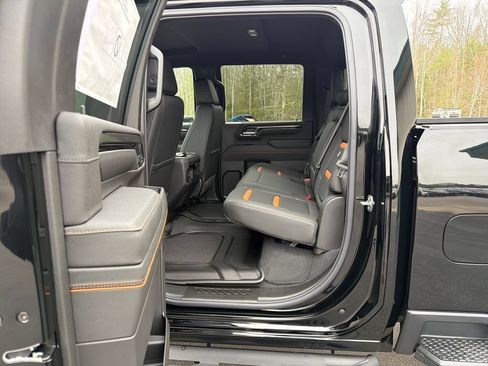 New 2026 GMC Sierra 2500 AT4 w/ Technology Package AWD/4WD image 38