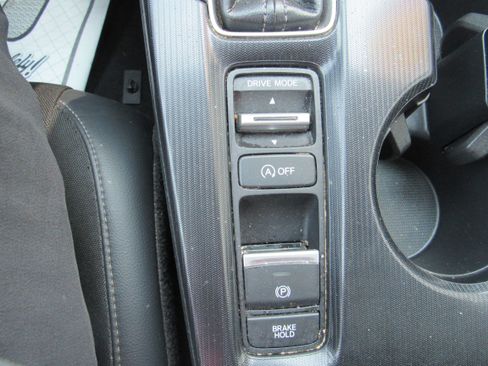 Used 2023 Honda Civic Sport image 19