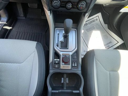 Used 2022 Subaru Forester Premium AWD/4WD image 23