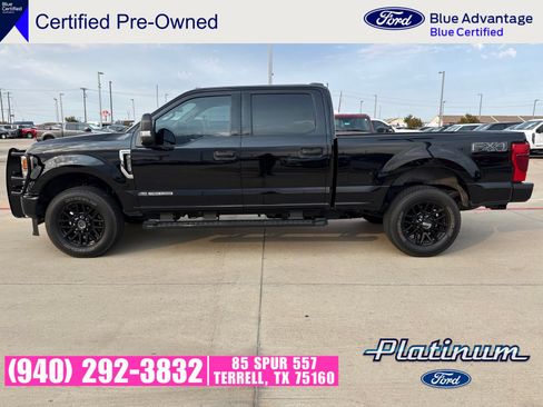 Used 2022 Ford F250 XLT w/ Black Appearance Package AWD/4WD image 6