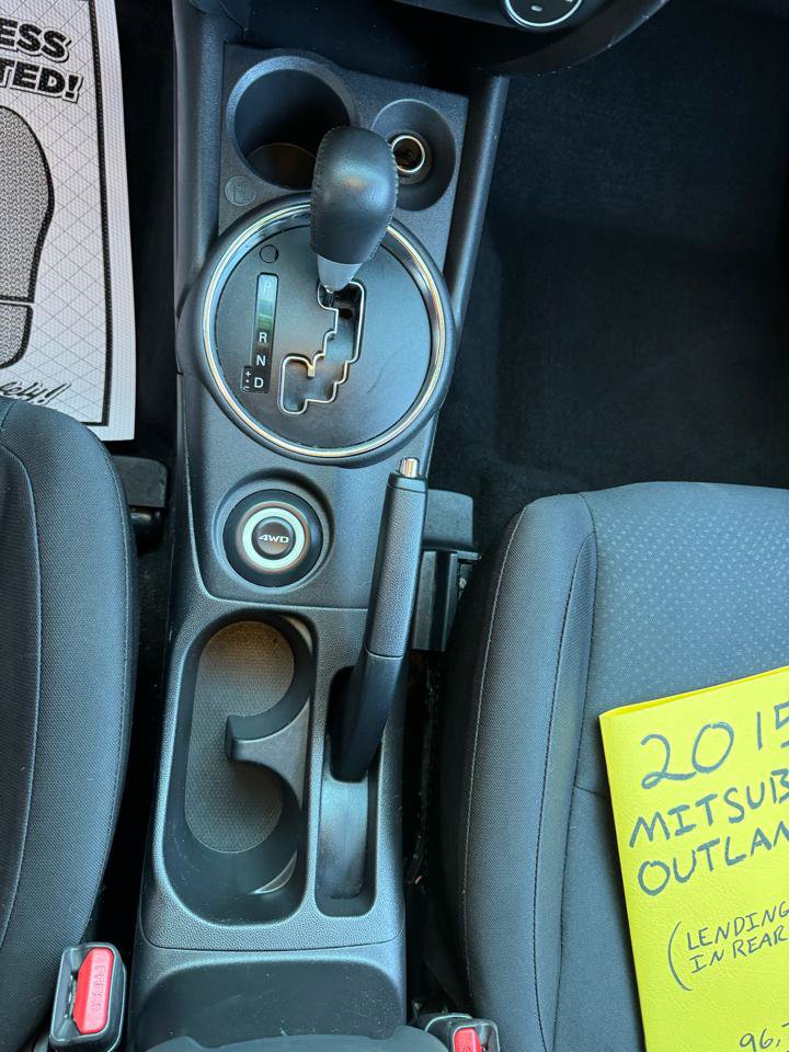 Used 2015 Mitsubishi Outlander Sport ES AWD/4WD image 10