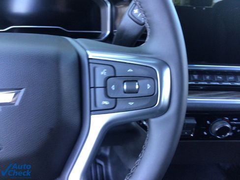 Used 2025 Chevrolet Silverado 2500 LT image 27