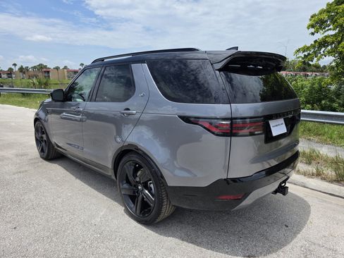 New 2026 Land Rover Discovery Dynamic SE AWD/4WD image 2