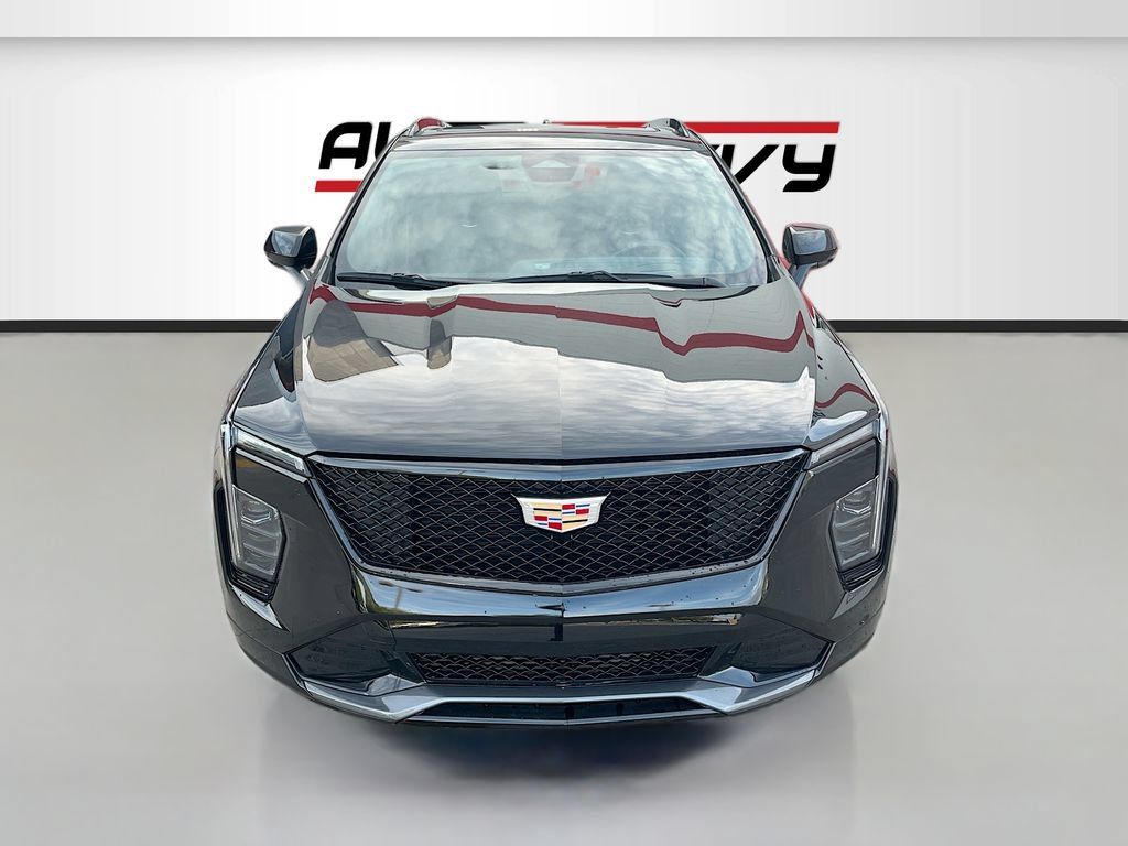 Used 2024 Cadillac XT4 Sport w/ Technology Package AWD/4WD image 2