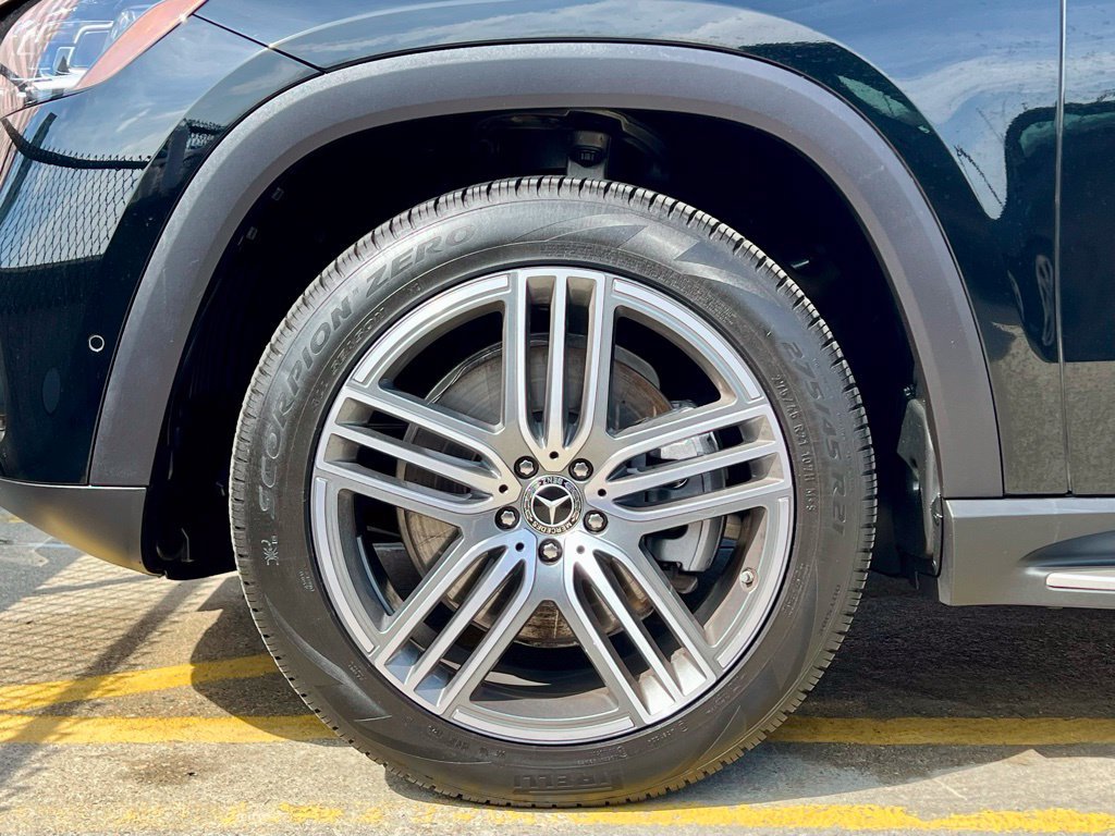 Used 2026 Mercedes-Benz GLS 450 4MATIC image 51