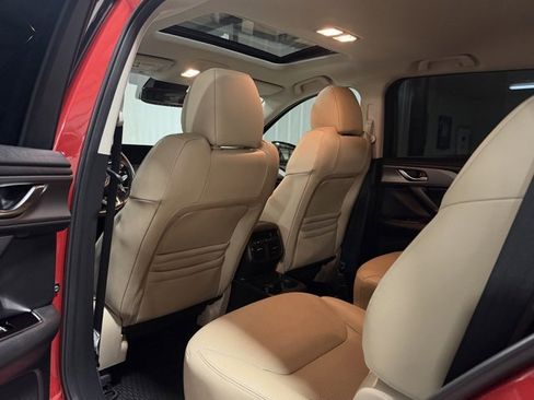 Used 2023 MAZDA CX-9 Touring image 10