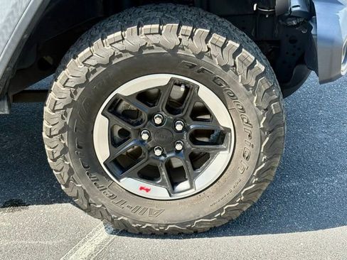 Used 2020 Jeep Wrangler Unlimited Rubicon AWD/4WD image 29