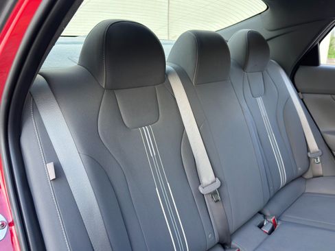 Used 2024 Hyundai Elantra SEL FWD image 36
