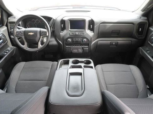 Used 2022 Chevrolet Silverado 1500 Custom w/ Safety Confidence Package RWD image 16
