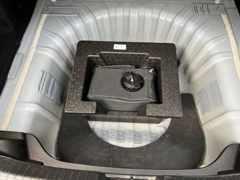 Used 2025 Chevrolet Malibu LT FWD image 37