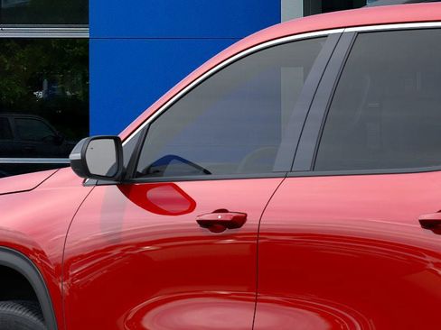 New 2026 Chevrolet Traverse LT w/ Driver Confidence Package image 36