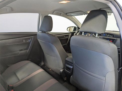 Used 2018 Toyota Corolla LE image 21