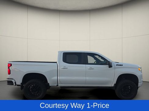 Used 2024 Chevrolet Silverado 1500 RST w/ Convenience Package II AWD/4WD image 11