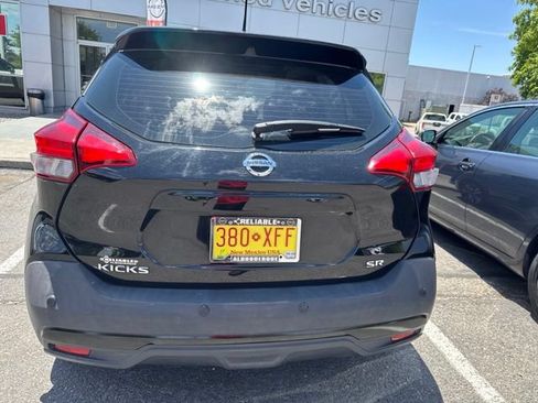 Used 2020 Nissan Kicks SR w/ SR Premium Package FWD image 21