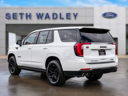 Used 2025 GMC Yukon AT4 w/ AT4 Premium Package AWD/4WD image 5
