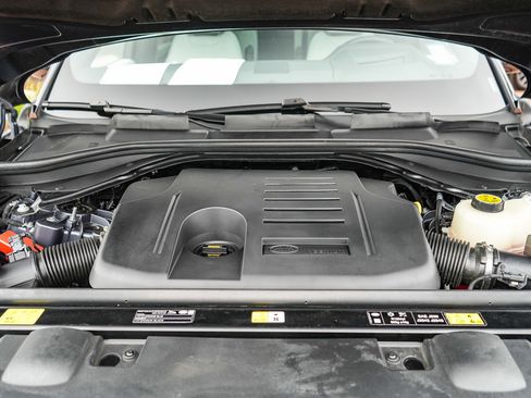 Certified 2025 Land Rover Range Rover Sport Dynamic SE AWD/4WD image 28