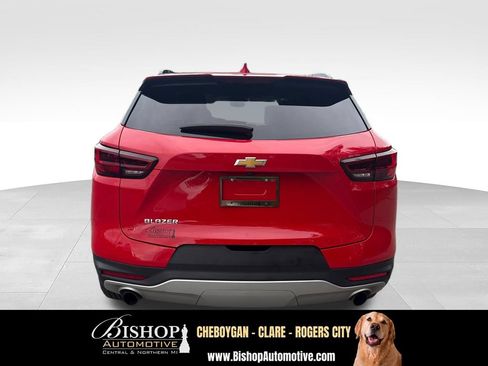 Used 2023 Chevrolet Blazer LT w/ Convenience Package FWD image 10