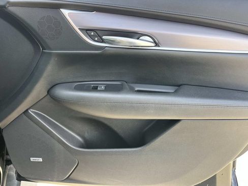Used 2017 Cadillac XT5 Premium Luxury AWD/4WD image 27