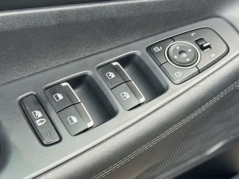 Used 2023 Hyundai Santa Fe SEL image 12