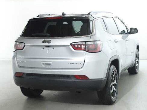 Used 2025 Jeep Compass Limited AWD/4WD image 46