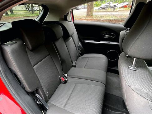 Used 2016 Honda HR-V EX image 21