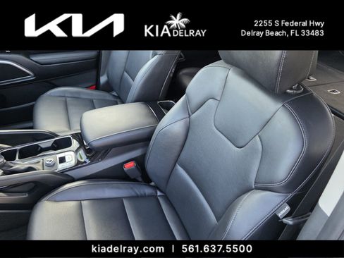 Certified 2023 Kia Telluride S w/ S Sunroof Package image 11