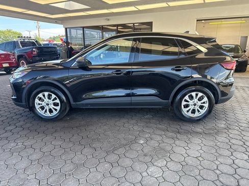 Used 2023 Ford Escape Active w/ Tech Pack #1 AWD/4WD image 9