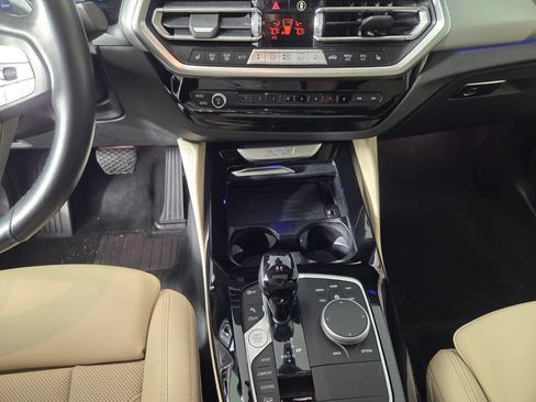 Used 2025 BMW X4 xDrive30i AWD/4WD image 12