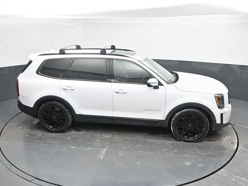 Used 2022 Kia Telluride EX w/ EX Premium Package image 25