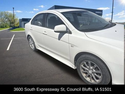 Used 2014 Mitsubishi Lancer ES FWD image 2