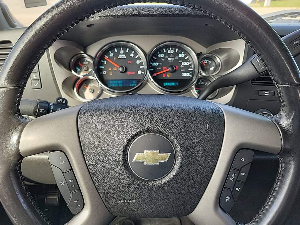 Used 2014 Chevrolet Silverado 2500 LT AWD/4WD image 11