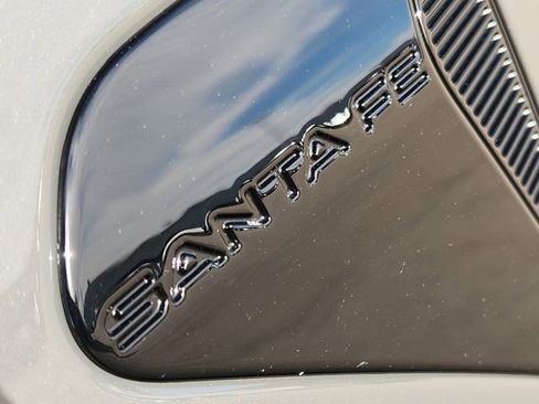 Used 2025 Hyundai Santa Fe SE FWD image 12