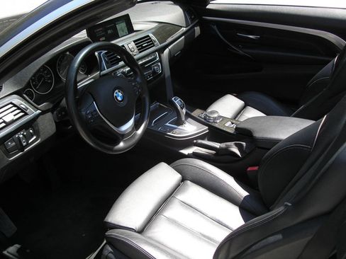 Used 2018 BMW 430i Convertible RWD image 3