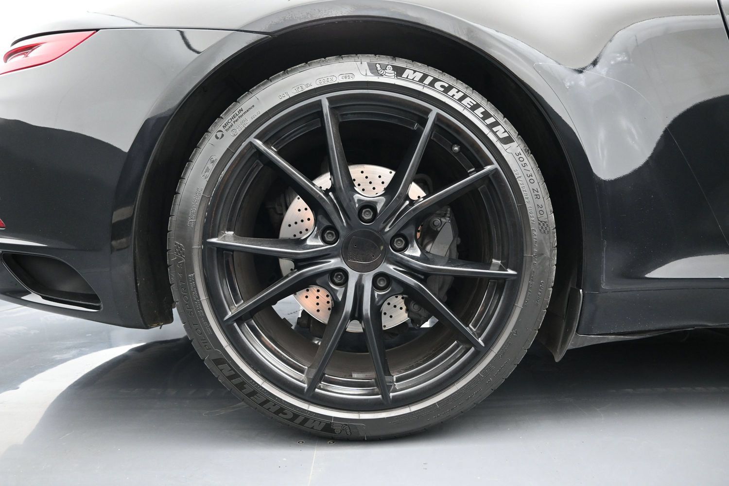 Used 2018 Porsche 911 Carrera T RWD image 16