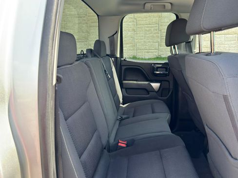 Used 2019 Chevrolet Silverado 1500 LT AWD/4WD image 33