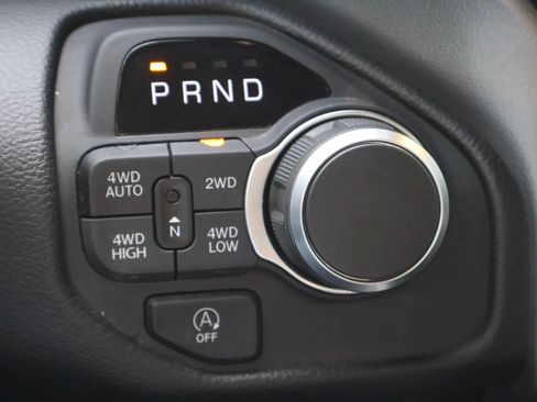 Used 2025 RAM 1500 Big Horn AWD/4WD image 15