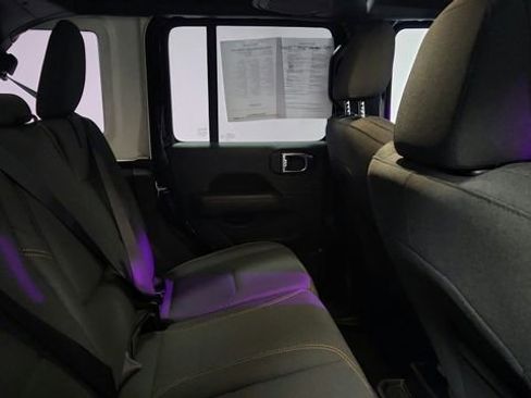 Used 2025 Jeep Wrangler Unlimited Sahara w/ Safety Group image 20