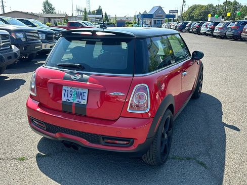 Used 2011 MINI Cooper John Cooper Works FWD image 16