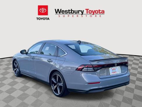 Used 2024 Honda Accord Sport image 12