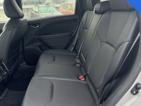 Used 2025 Subaru Forester Limited image 9