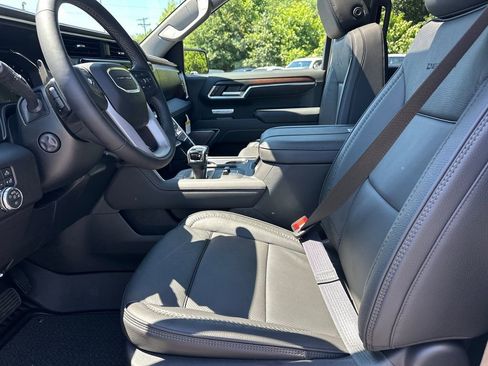 New 2026 GMC Sierra 1500 Denali w/ Denali Reserve Package AWD/4WD image 10