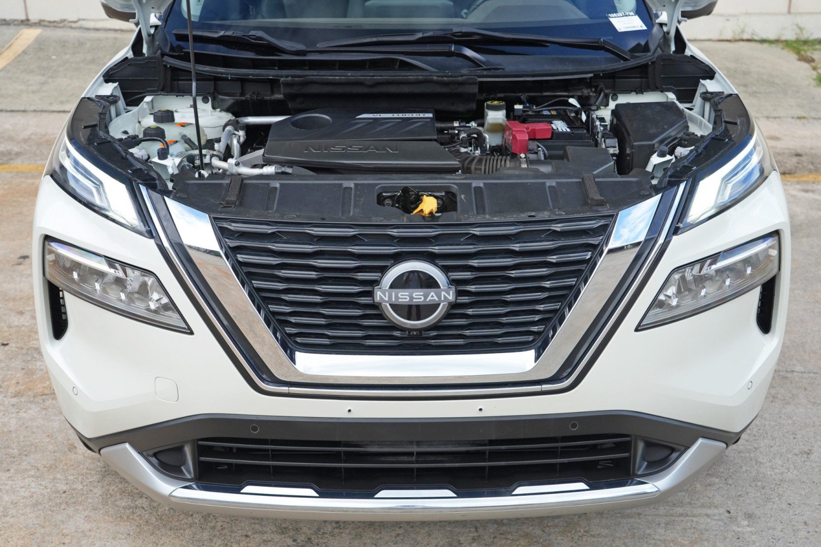 Used 2023 Nissan Rogue Platinum FWD image 7