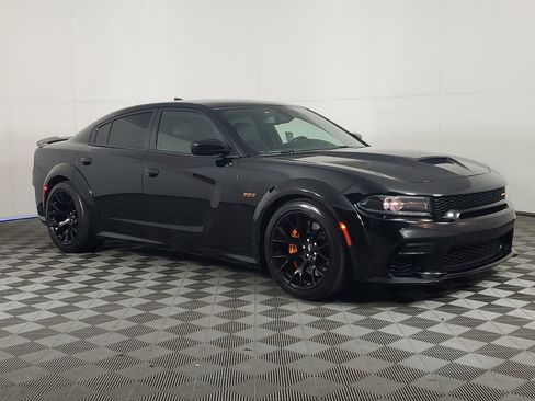 Used 2022 Dodge Charger Scat Pack image 2
