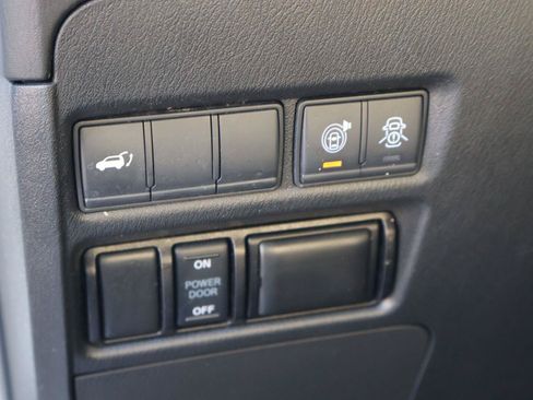 Used 2020 Nissan Armada SL w/ Premium Package RWD image 24