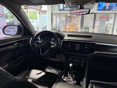 Used 2021 Volkswagen Atlas SE FWD image 23