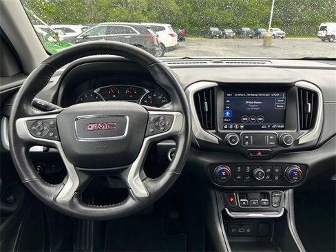 Used 2021 GMC Terrain SLT image 14