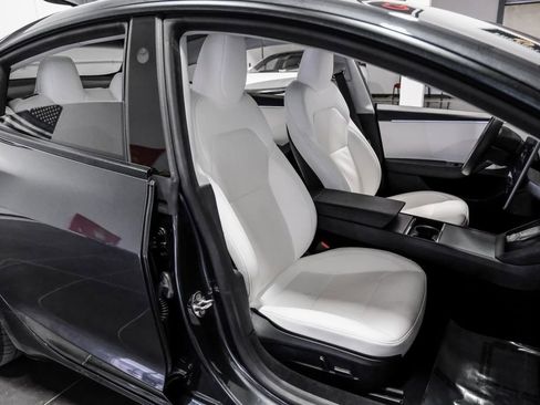 Used 2024 Tesla Model 3 Standard Range RWD image 31